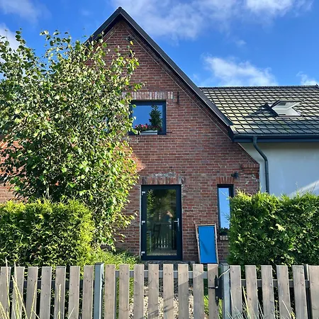 Dom Ogrodnika * Białogóra